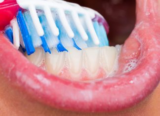 How to maintain Oral Hygiene